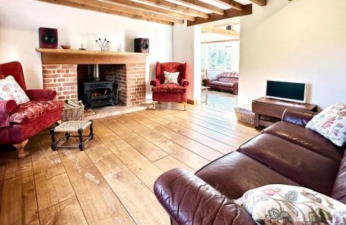 Badingham House | Brick Kiln Holdings by The Suffolk Cottage Collection