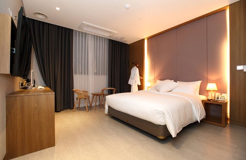 Eungam-dong Hotel | Bricks Hotel