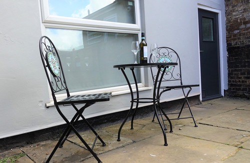 King's Lynn House | Bricksage Rooms, King's Lynn The Walks