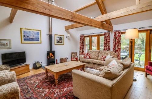 Axminster House | Bridge Cottage