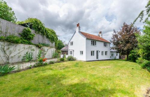 Eastbridge House | Bridge Cottage