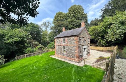 Belfast Villa | Bridge Cottage Upper Malone