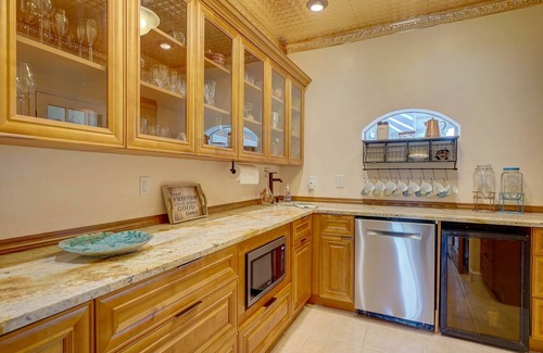 North Fort Myers House | Bridge Escape in North Fort Myers, FL