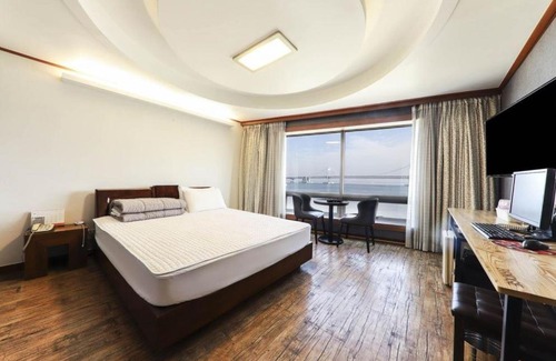 Suyeong-Gu Hotel | Bridge Hotel