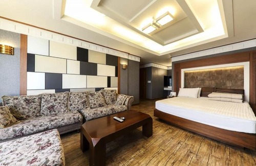 Suyeong-Gu Hotel | Bridge Hotel