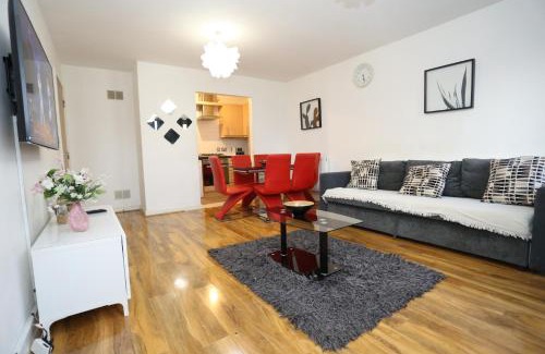 Greenwich Apartment | Bridge House Apartment