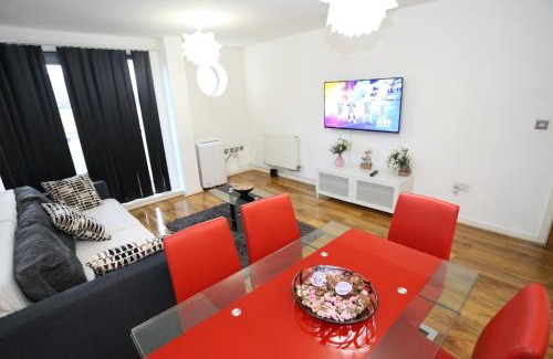 Greenwich Apartment | Bridge House Apartment