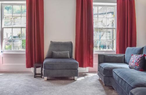 Hepworth House | Bridge House