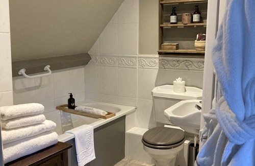 Bridport Bed & Breakfast | Bridge House Hotel