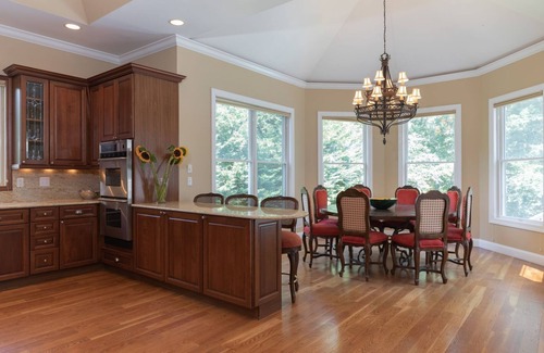 Bridgehampton House | Bridgehampton gem in private community- 1 mile from the village