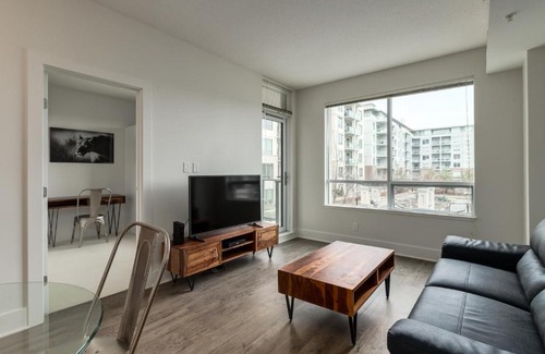 Bridgeland Apartment | Bridgeland Crossing by Corporate Stays
