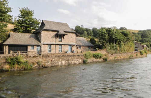 Noss Mayo House | Bridgend Barn