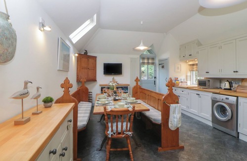 Noss Mayo Cottage | Bridgend Barn