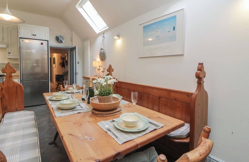 Noss Mayo Cottage | Bridgend Barn