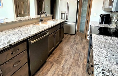 Spirit Lake Villa | Bridges Bay Vacation Cabin 150