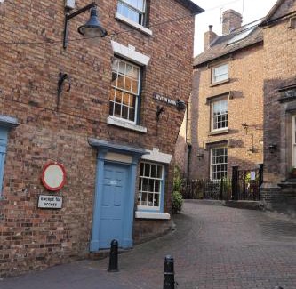 Coalbrookdale House | Bridgeside Rooms