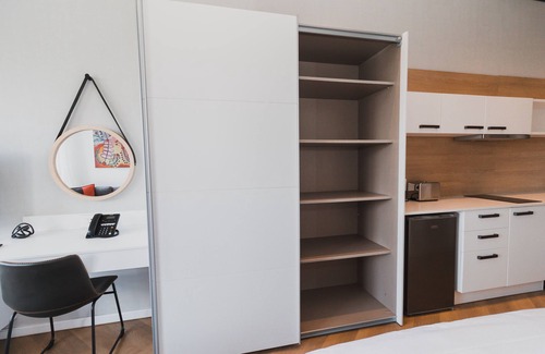 Century City Apartment | Bridgewater Apartments by Century City Hotels
