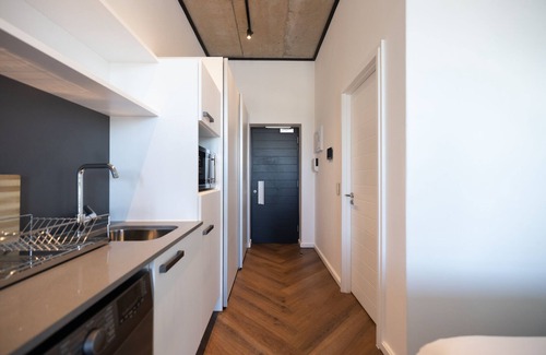 Century City Apartment | Bridgewater by Smart City Stays
