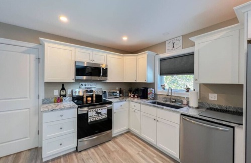 Bridgton House | Bridgton Bungalow | Brand New, Central & Spacious