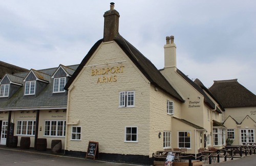 Bridport Bed & Breakfast | Bridport Arms Hotel