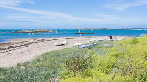 Rhosneigr House | Brig y Don