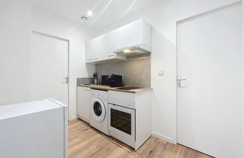 Cuxac-dʼAude Apartment | Bright 1-bedroom apartment