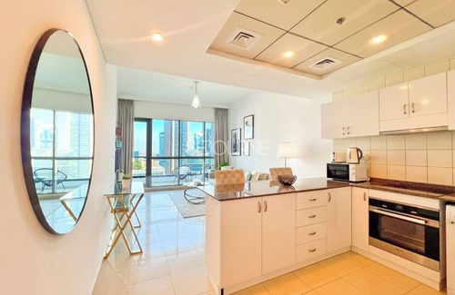 Jumeirah Apartment | Bright 1 BR with exceptional Dubai Marina view