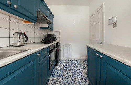 Dublin Apartment | Bright 2BR at Kilmainham Gaol reduced prices