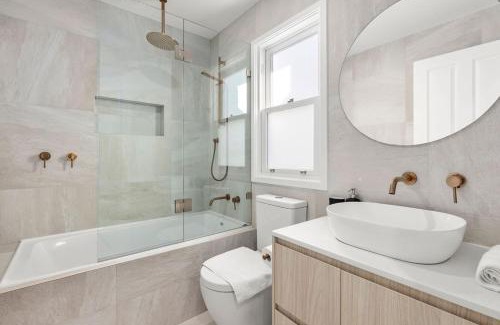 Paddington Apartment | Bright 3-Story Paddington Townhouse for 8 Guests