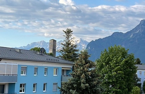 Taxham Apartment | Bright 4-room apartment with fantastic views of the Untersberg