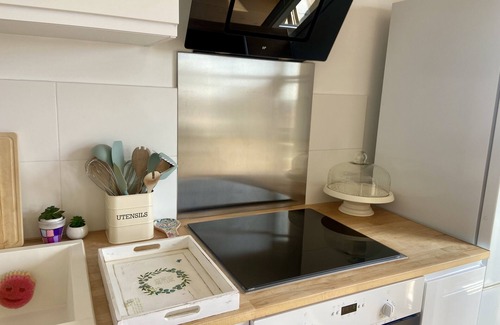 Le Piol Apartment | Bright 50 m² apartment with balcony