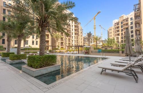 Umm Suqeim 3 Apartment | Bright & Airy 1BR in Asayel 2 - Fits 4 Comfortably