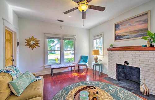 Historic Downtown Melbourne Cottage | Bright & Airy Escape: 3 Mi to Melbourne Beach