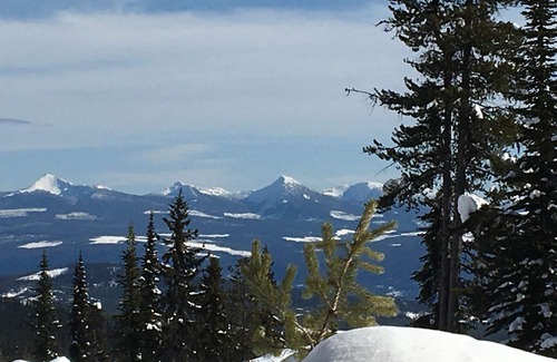 Snow Pine Estates Ski Chalet | Bright and beautiful 2 bedroom plus den.