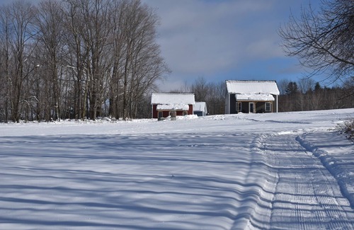 Stowe Area Cabin | bright and clean cabin with spectacular views and close to skiing, hiking etc