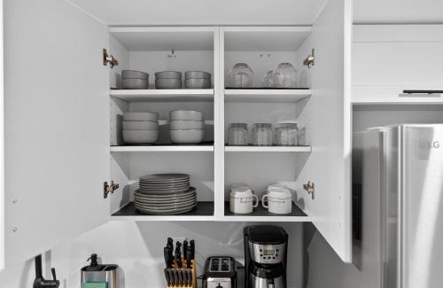 Kingston Apartment | Bright and Modern 2BR Suite with Rustic Bar