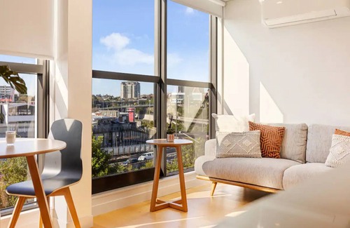 Newton Apartment | Bright And Modern Apartment On K Road!