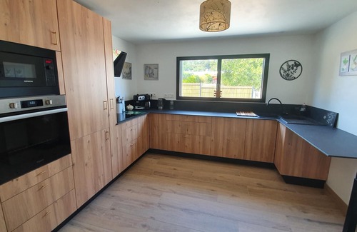 Planguenoual House | Bright and spacious family home near beach and marina