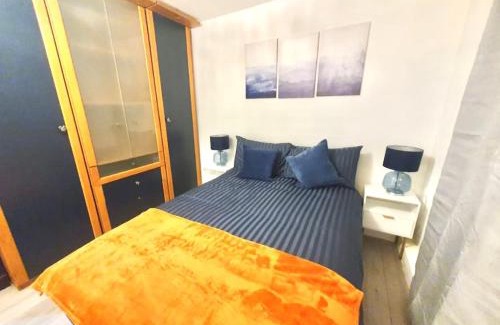Penge Apartment | Bright and Spacious 2-Bedroom Apartment in London - Your Home Away from Home