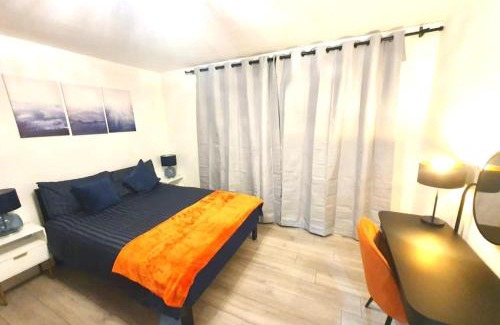 Penge Apartment | Bright and Spacious 2-Bedroom Apartment in London - Your Home Away from Home