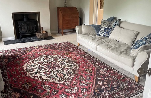 Charlbury House | Bright and spacious family friendly holiday home in Cotswolds
