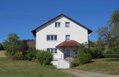 Wiechs am Randen Apartment | Bright apartment (floor) with garden and balcony. Hegau, Lake Constance, Rhine Falls experience!