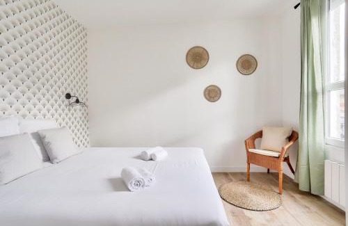 Aubervilliers Apartment | Bright apartment for 2 people just ouside Paris