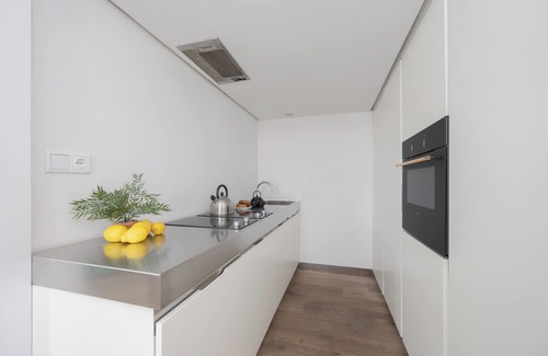 Praga Apartment | Bright Apartment for 4 by Renters