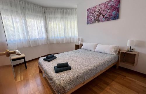 El Guinardo Apartment | Bright apartment in Maragall