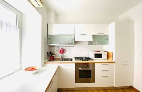 Barriera Vecchia-San Giacomo Apartment | Bright apartment in the center of Trieste