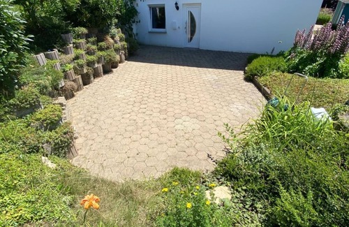 Fischingen Apartment | Bright apartment with garden in quiet wine village