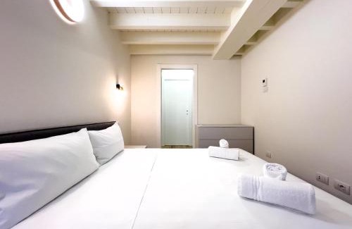 Ponte Nuovo Apartment | Bright apartment with terrace and pool