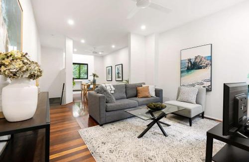 Darlinghurst Apartment | Bright Central Darlinghurst