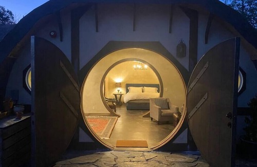 Bella Vista House | Bright, Cheery Hobbit Hole and Second Breakfast